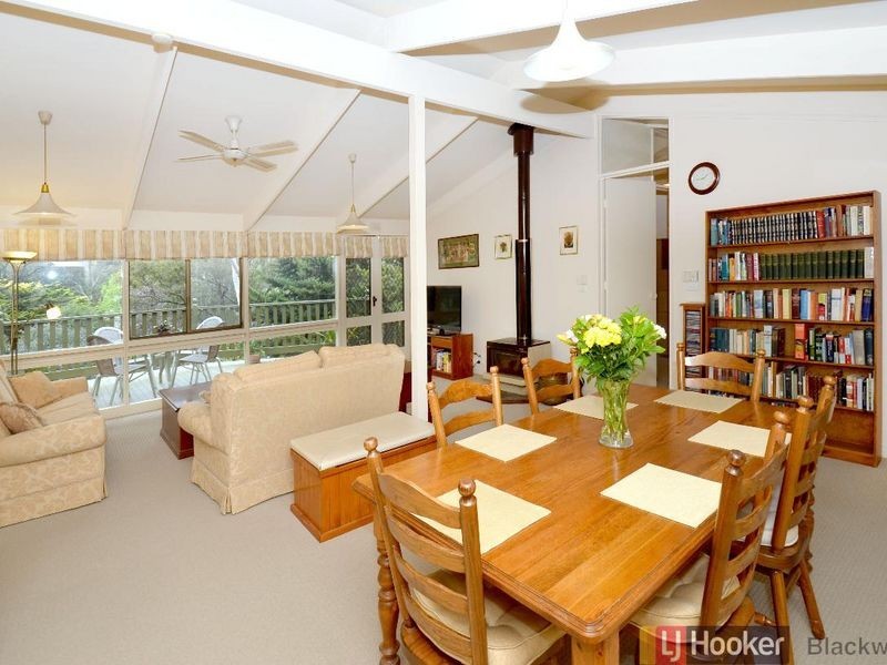 13 Parham Road, Eden Hills SA 5050