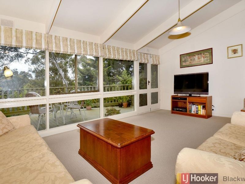 13 Parham Road, Eden Hills SA 5050