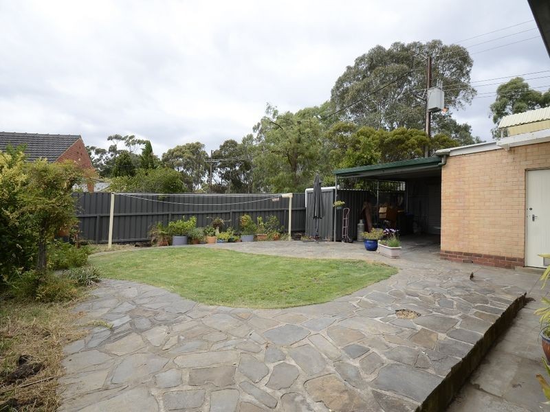 240 Shepherds Hill Road, Bellevue Heights SA 5050