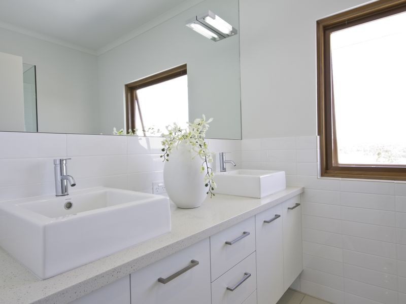 86 Highfield Drive, Craigburn Farm SA 5051