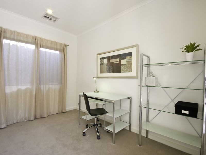 86 Highfield Drive, Craigburn Farm SA 5051