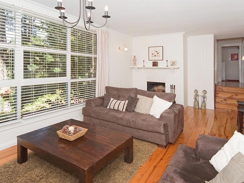 14 Backhouse Avenue, Crafers SA 5152