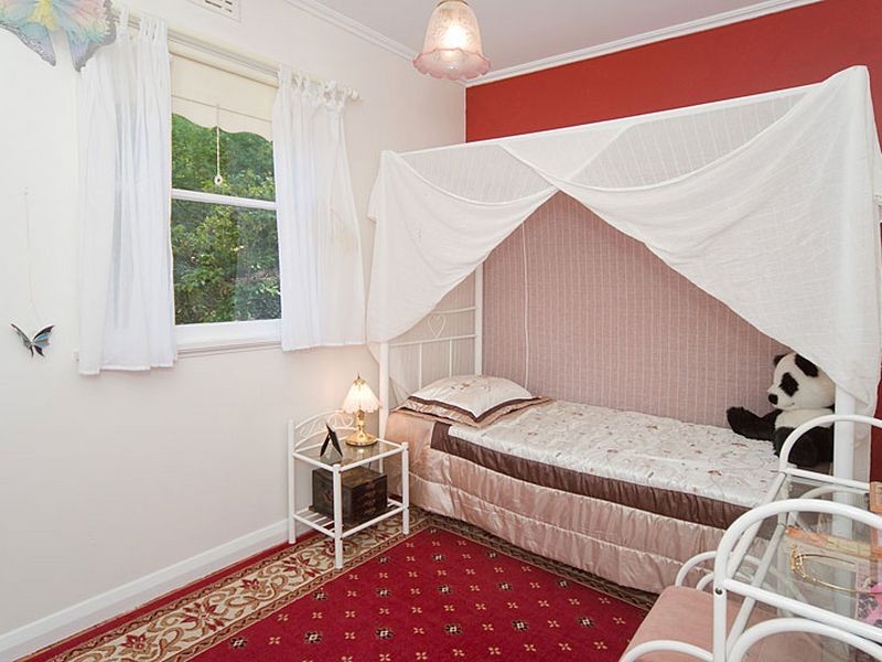 14 Backhouse Avenue, Crafers SA 5152