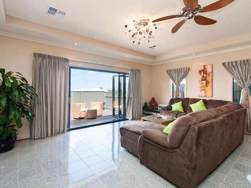 68 Highfield Drive, Craigburn Farm SA 5051