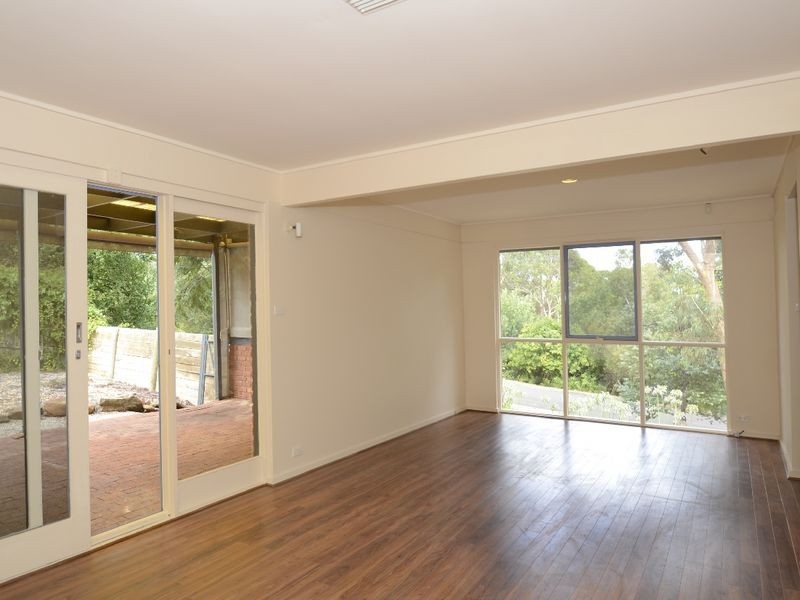 1 Avondale Road, Coromandel Valley SA 5051