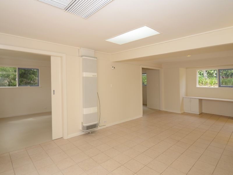 1 Avondale Road, Coromandel Valley SA 5051