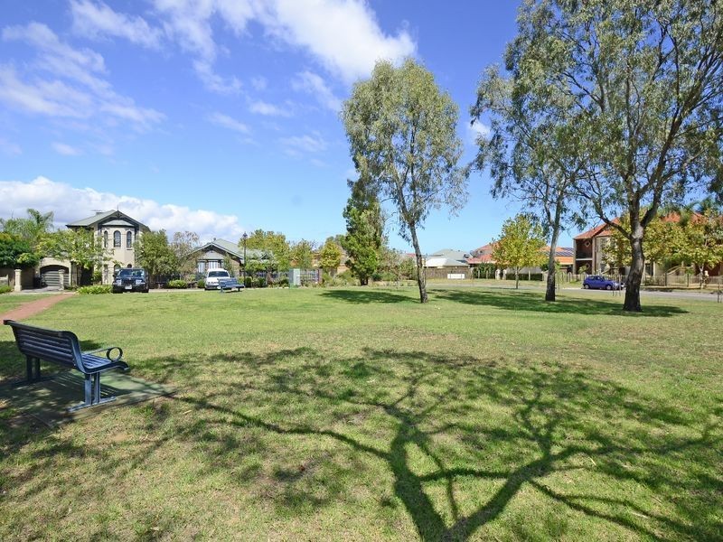 18 McCole Circuit, Allenby Gardens SA 5009