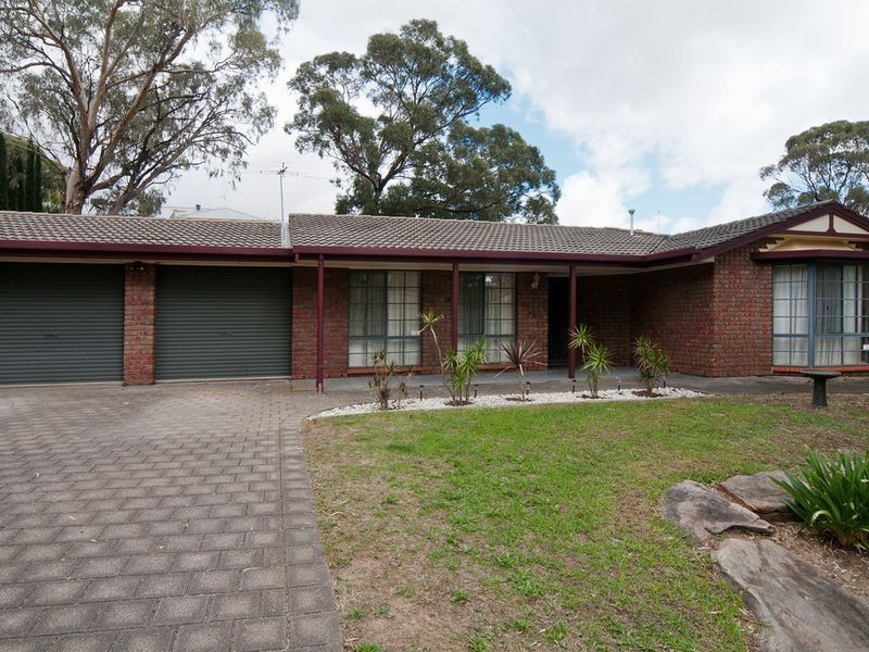 20 Woodland Grove, Aberfoyle Park SA 5159