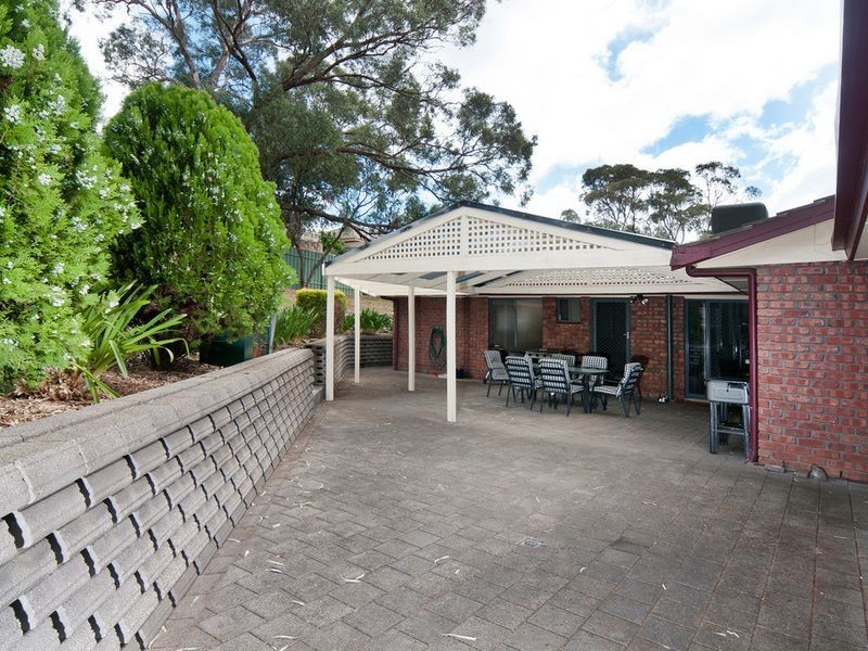 20 Woodland Grove, Aberfoyle Park SA 5159