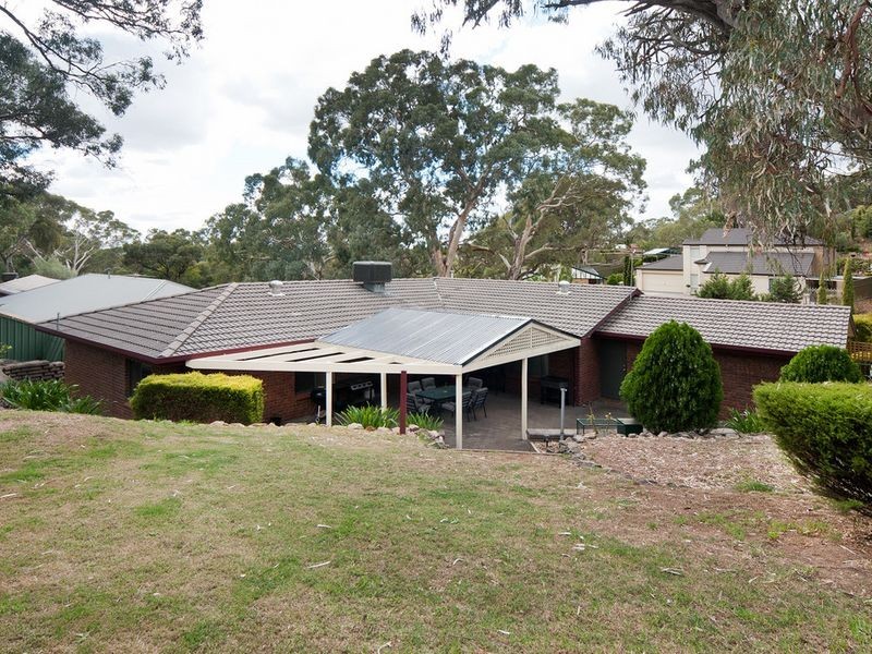 20 Woodland Grove, Aberfoyle Park SA 5159