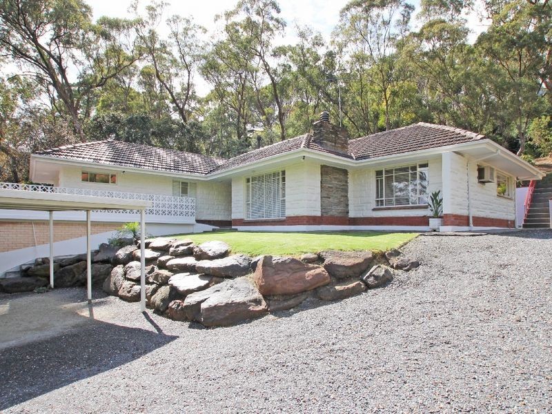 5 Winding Way, Belair SA 5052