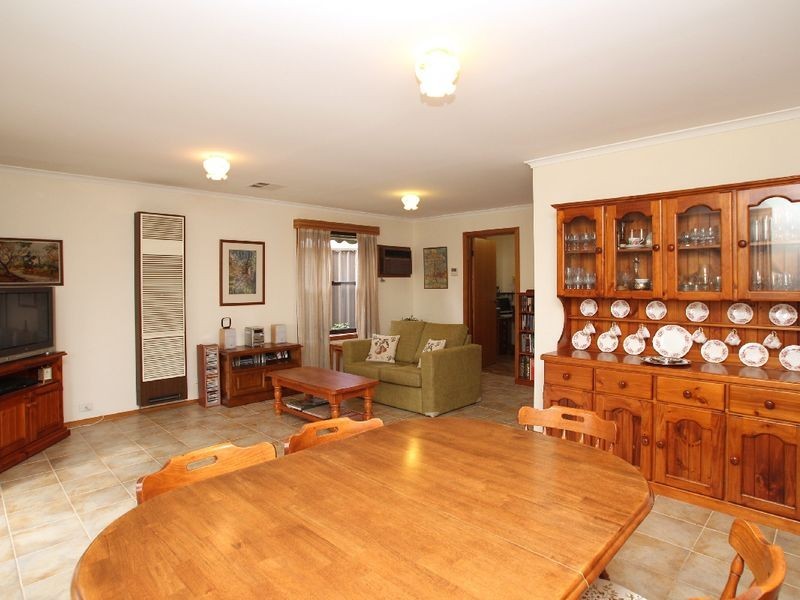 5 Sturt Road, Bedford Park SA 5042