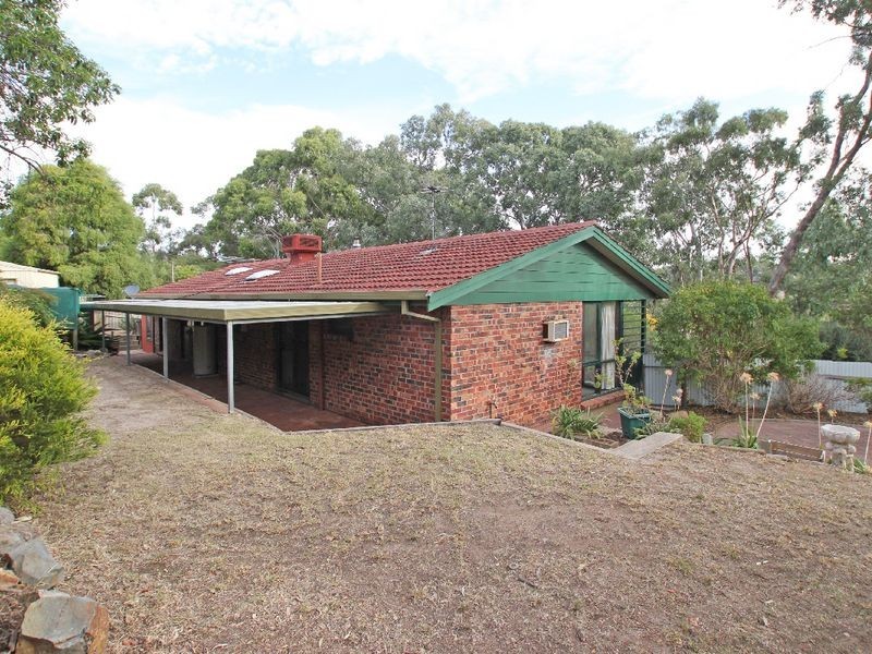 11 Rowlands Hill Road, Coromandel Valley SA 5051