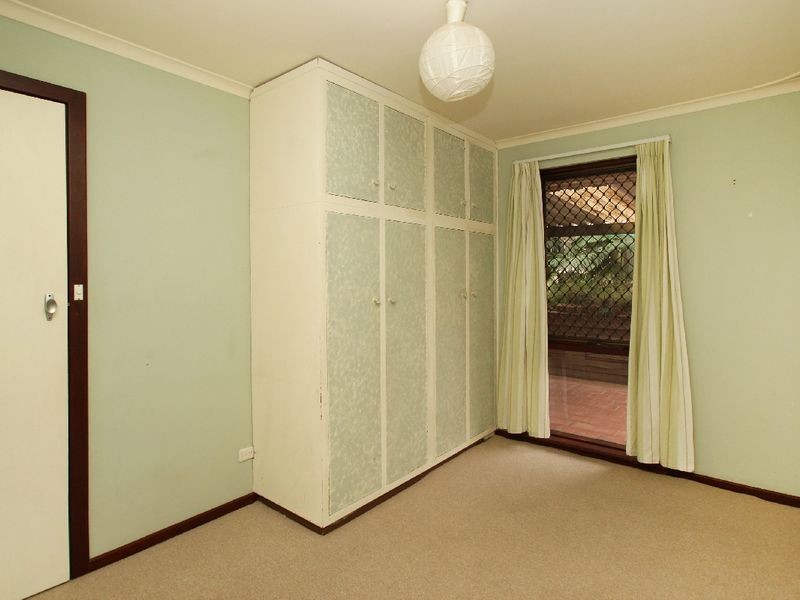 11 Rowlands Hill Road, Coromandel Valley SA 5051