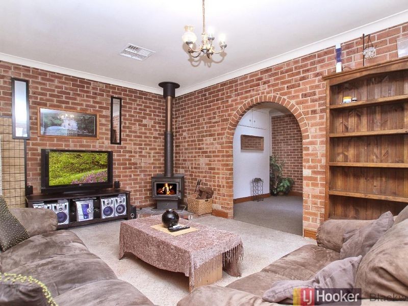 4 Maxton Street, Bridgewater SA 5155