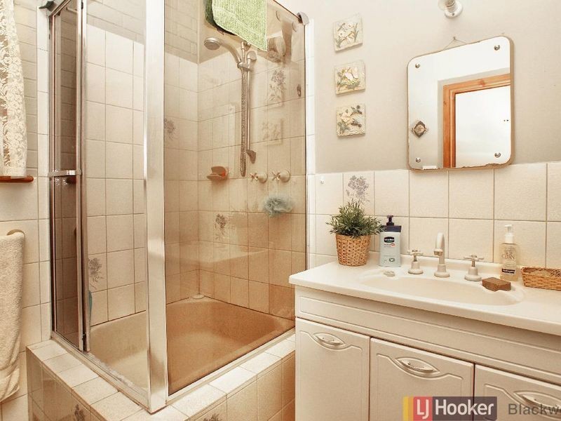 4 Maxton Street, Bridgewater SA 5155