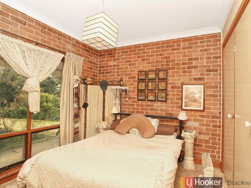 4 Maxton Street, Bridgewater SA 5155