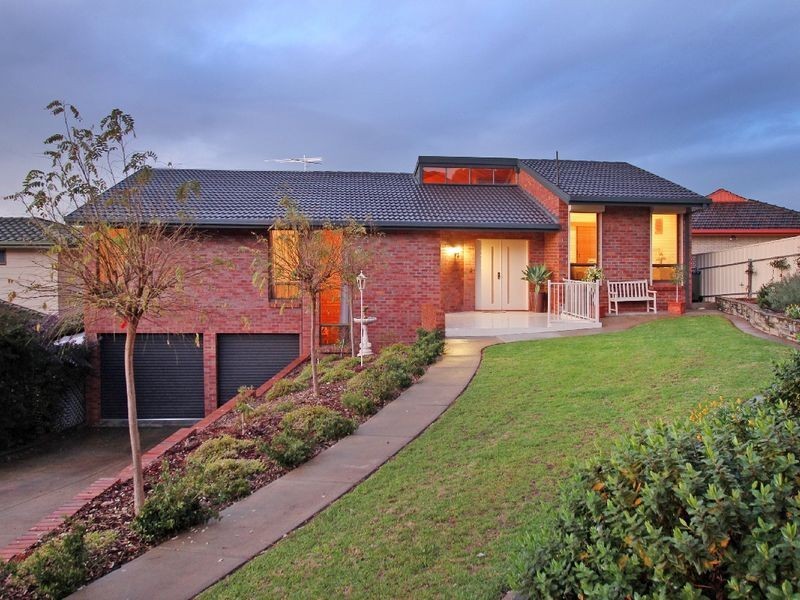 69 Hillcrest Drive, Eden Hills SA 5050