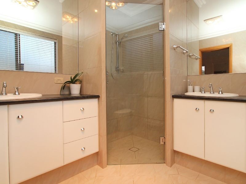 69 Hillcrest Drive, Eden Hills SA 5050