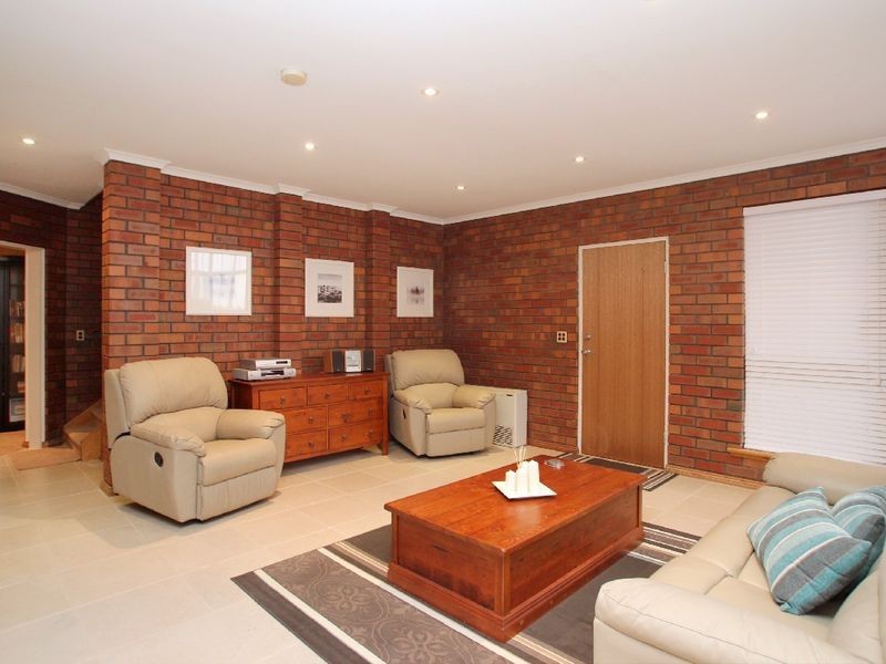 69 Hillcrest Drive, Eden Hills SA 5050