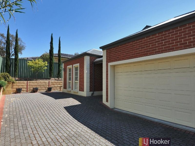 1/2 Station Avenue, Blackwood SA 5051