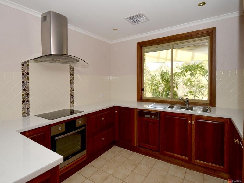 8 Heather Drive, Coromandel Valley SA 5051