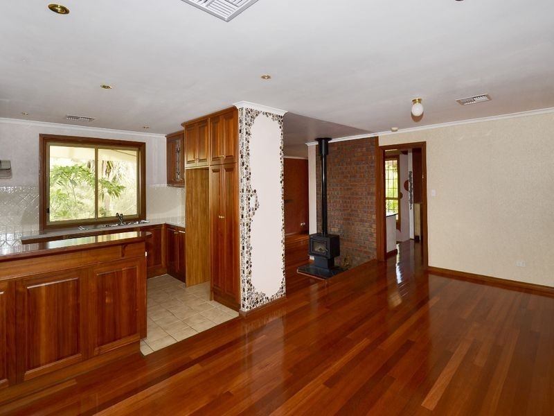 8 Heather Drive, Coromandel Valley SA 5051