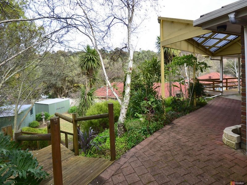 8 Heather Drive, Coromandel Valley SA 5051