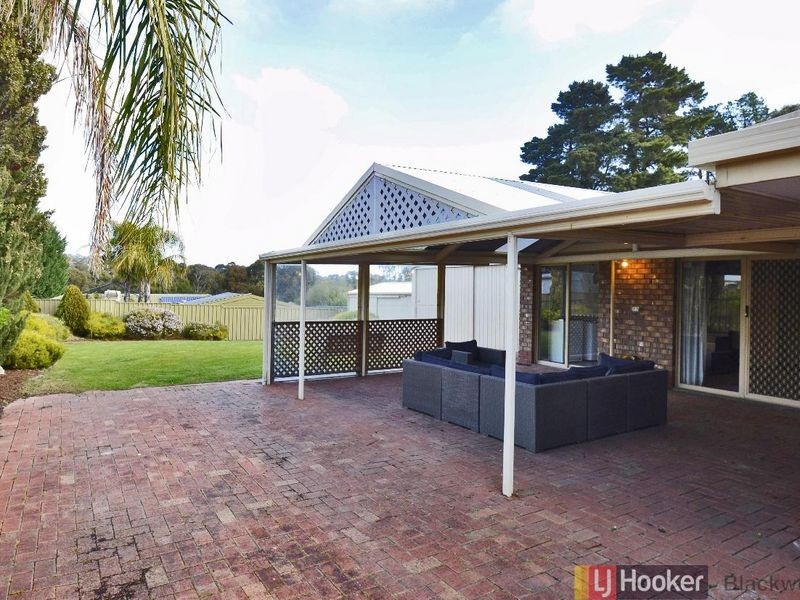 15 Jaimey Grove, Aberfoyle Park SA 5159