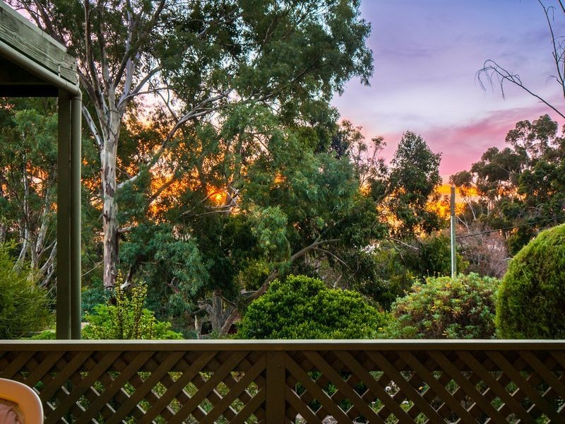 2 Jennifer Avenue, Bellevue Heights SA 5050