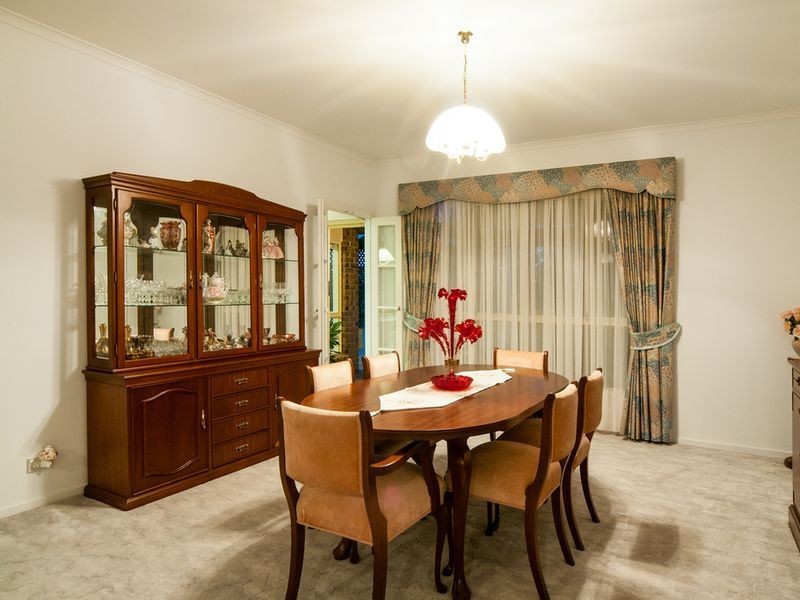 2 Jennifer Avenue, Bellevue Heights SA 5050