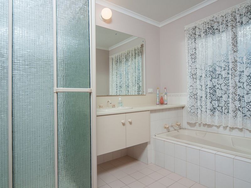 5 Federation Court, Bellevue Heights SA 5050