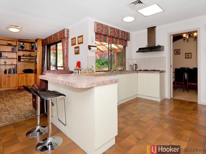 14 Kinedana Street, Eden Hills SA 5050