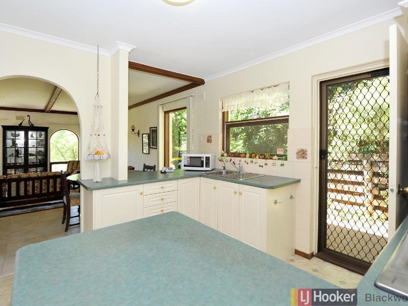 10 Gordon Avenue, Belair SA 5052