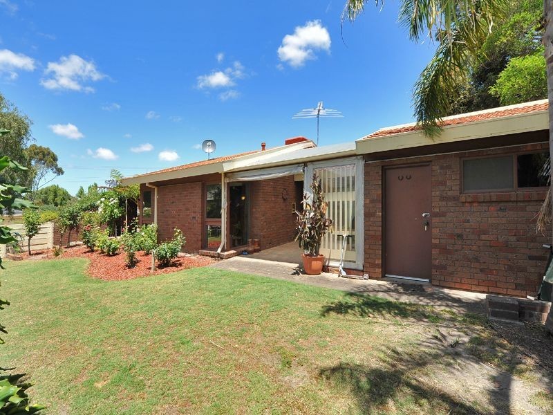 18 Lulworth Place, Flagstaff Hill SA 5159