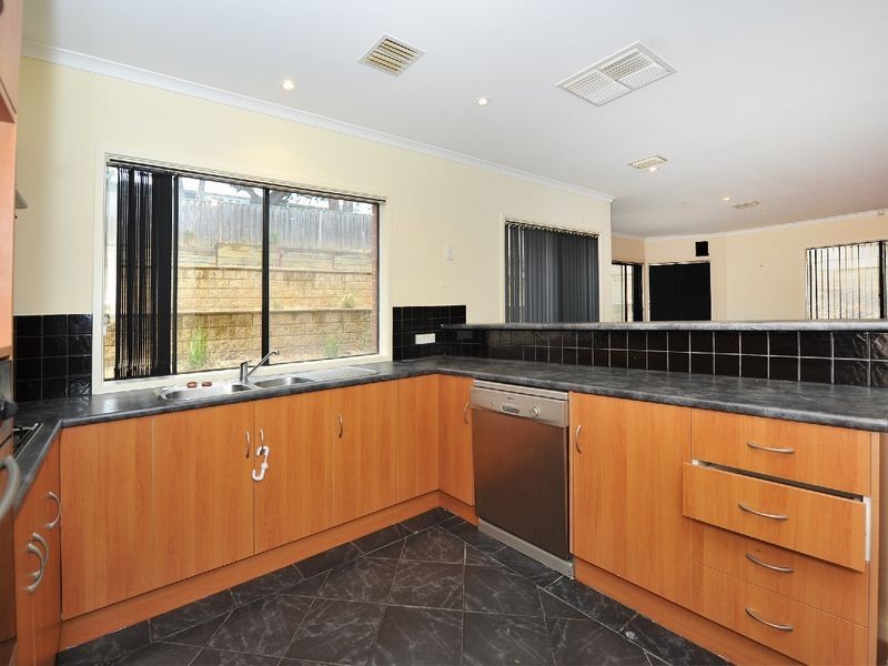 5 Laslett Court, Craigburn Farm SA 5051