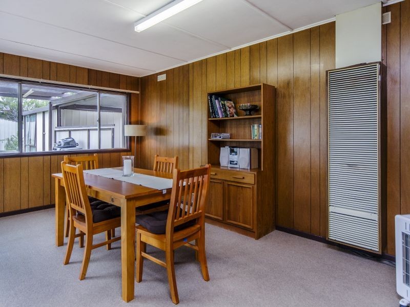 5 Adam Avenue, Bellevue Heights SA 5050