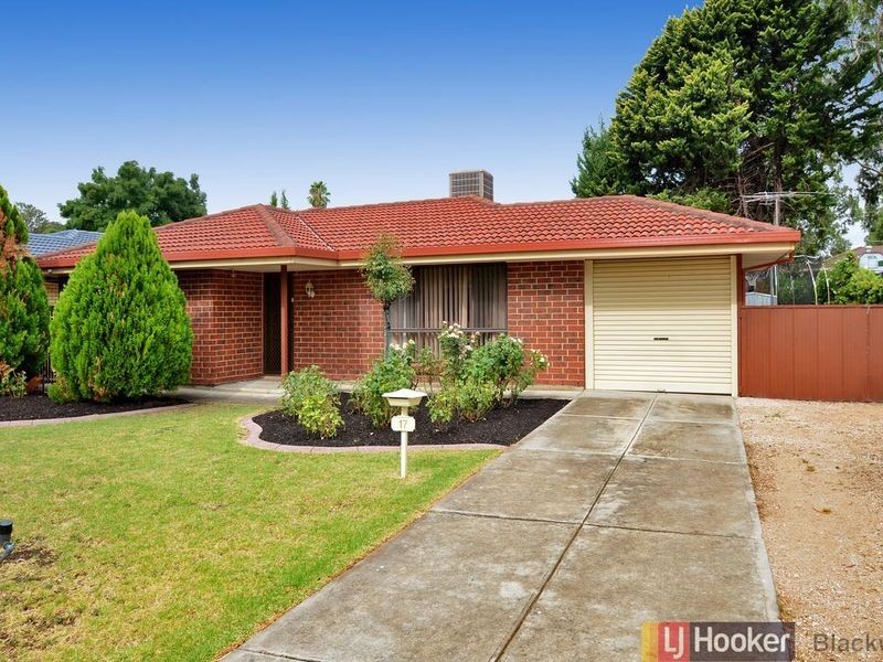 17 Jade Crescent, Happy Valley SA 5159