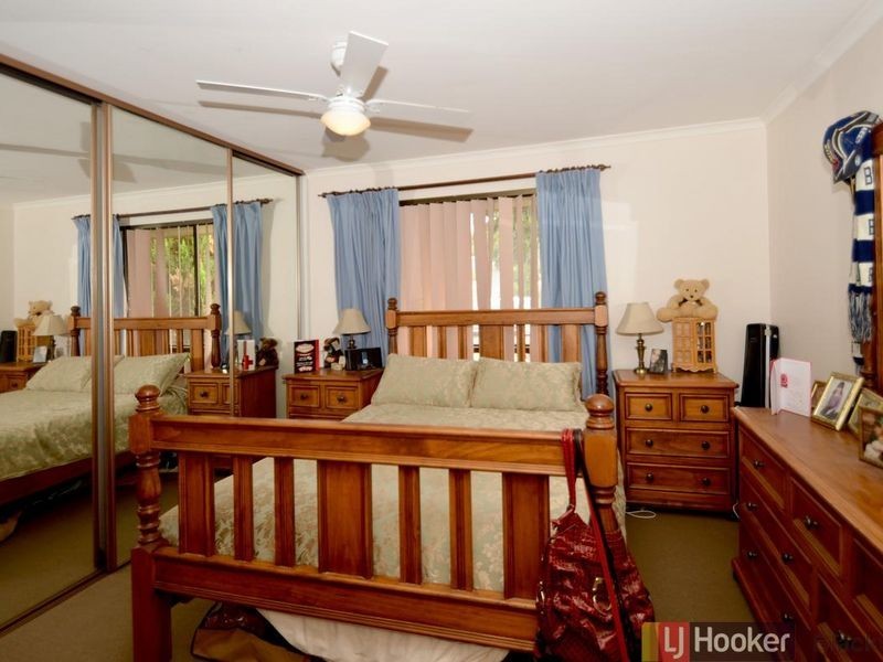 17 Jade Crescent, Happy Valley SA 5159