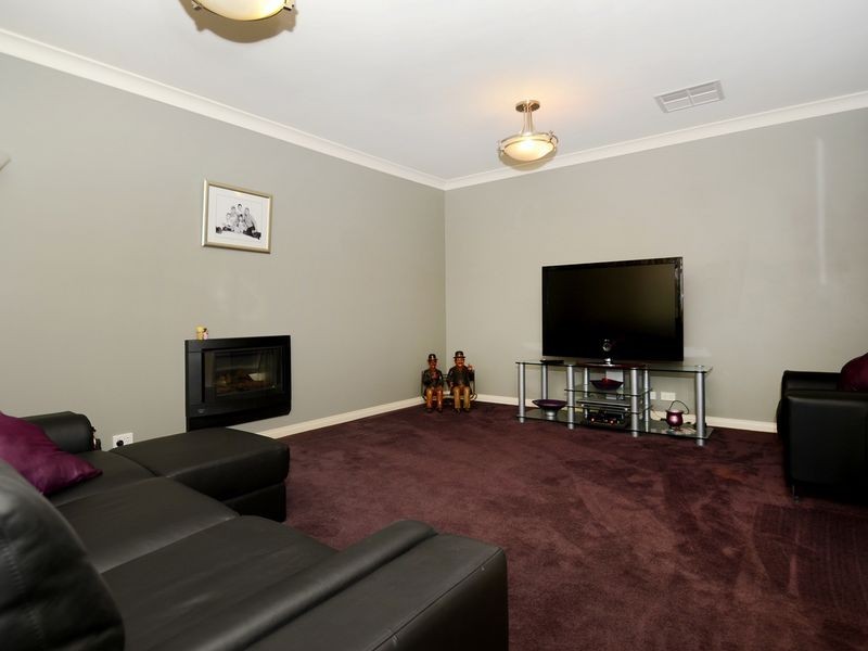 14 Warriparinga Avenue, Craigburn Farm SA 5051
