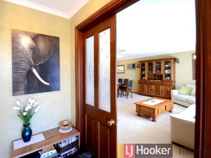 27 Maple Avenue, Aberfoyle Park SA 5159
