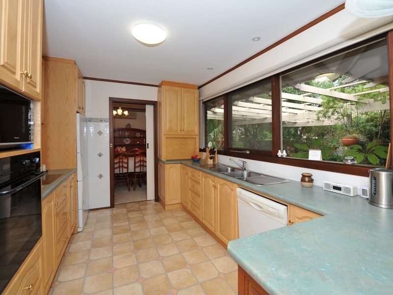 121 Ridgway Drive, Flagstaff Hill SA 5159