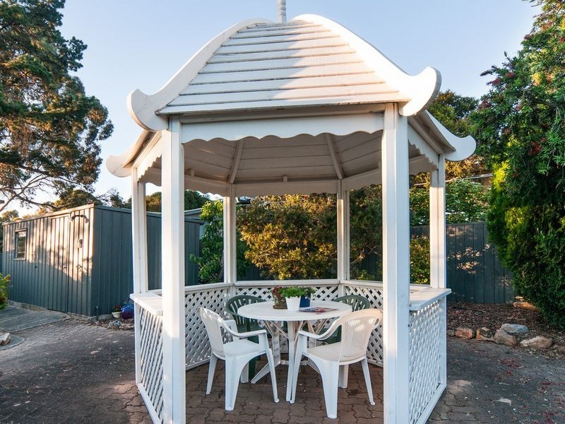 3 Dryandra Drive, Belair SA 5052