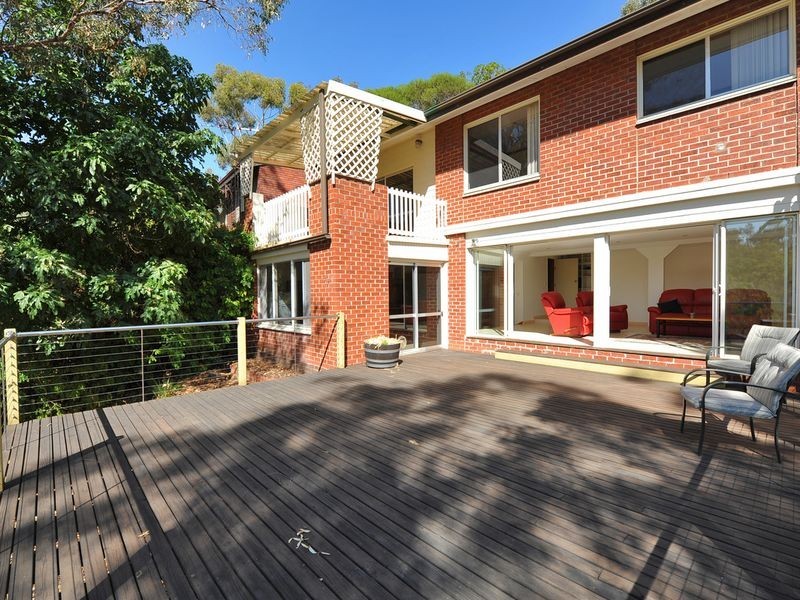 33 Chitunga Road, Eden Hills SA 5050