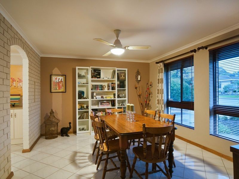 24 Ernest Crescent, Happy Valley SA 5159