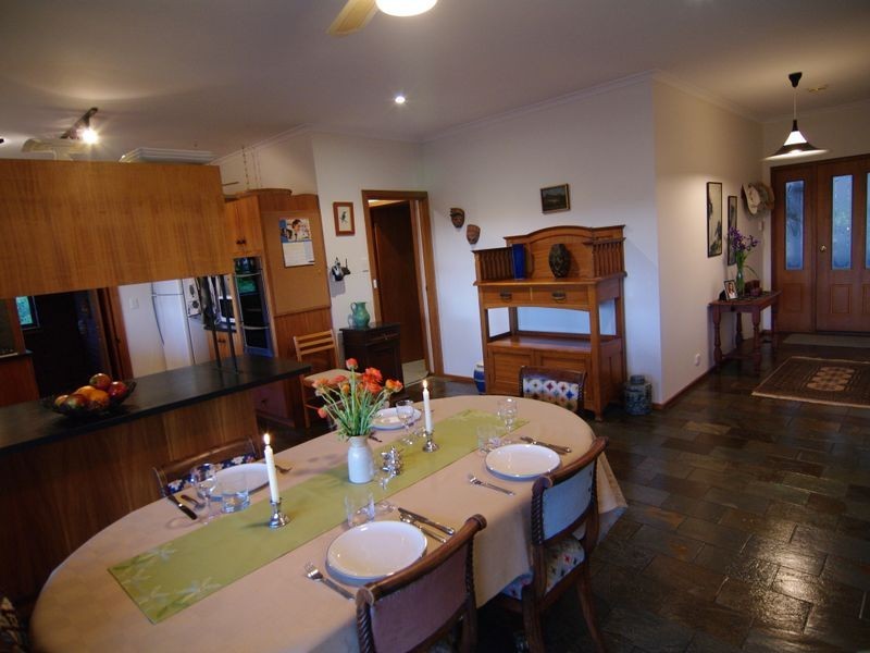 1 Horsell Road, Belair SA 5052