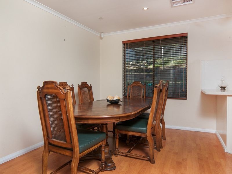 5 Radiata Place, Aberfoyle Park SA 5159