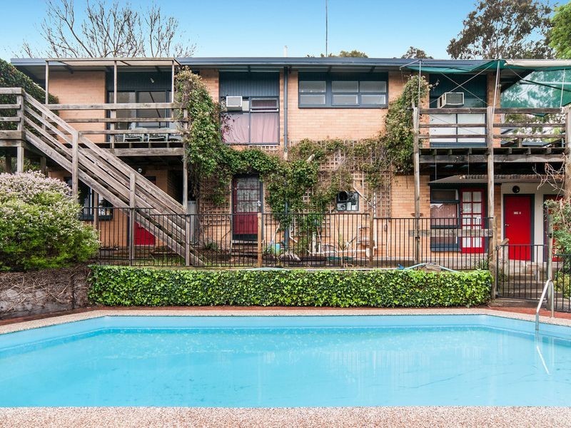 10 Deepdene Avenue, Bellevue Heights SA 5050