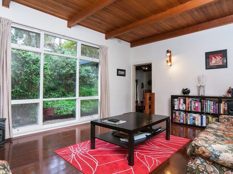 10 Deepdene Avenue, Bellevue Heights SA 5050