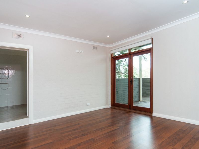 4 Deepdene Avenue, Bellevue Heights SA 5050